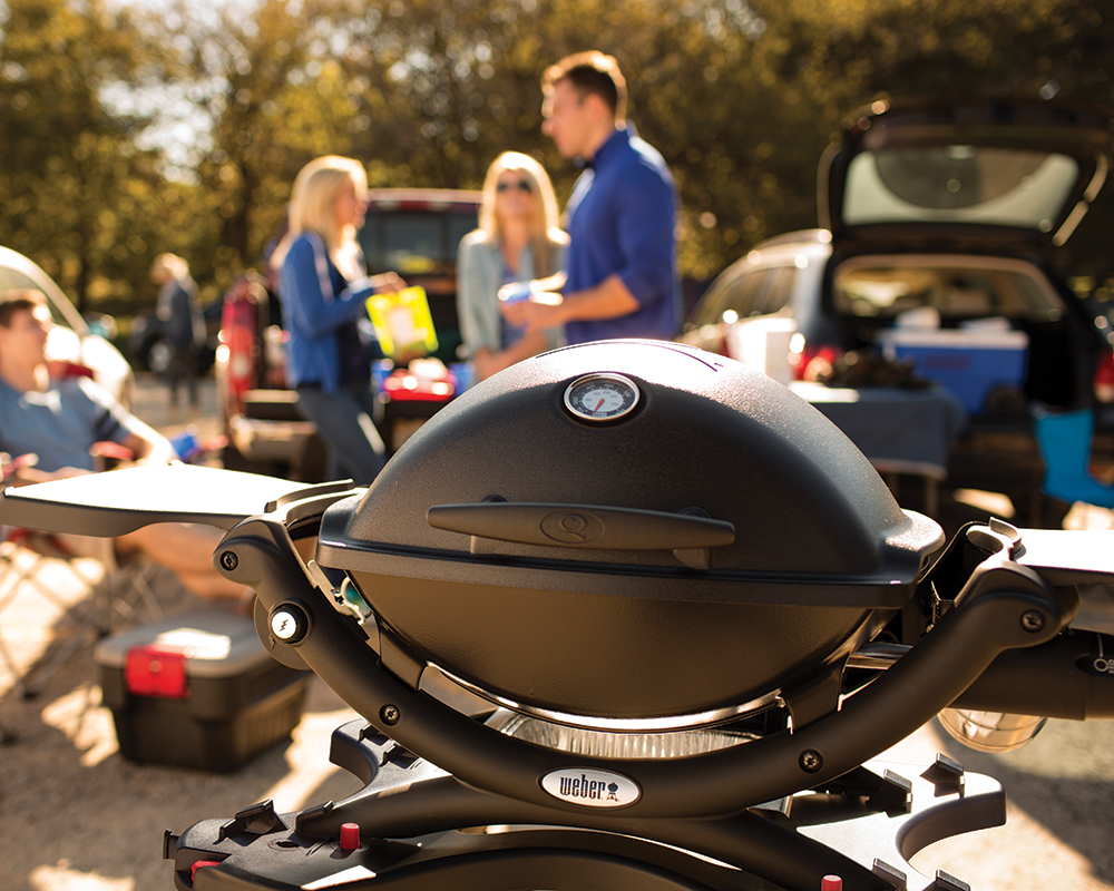 Weber Portable Q 1200 Gas Grill | Green Acres Living