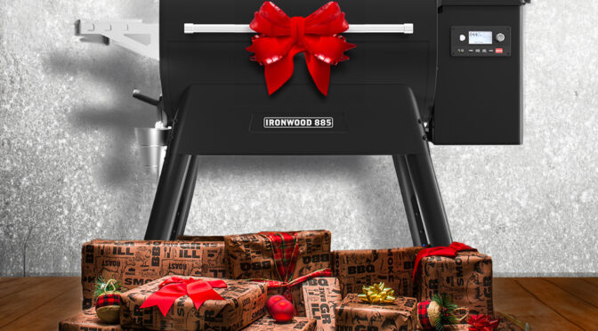 Ironwood 885 Grill & Holiday Bundle.